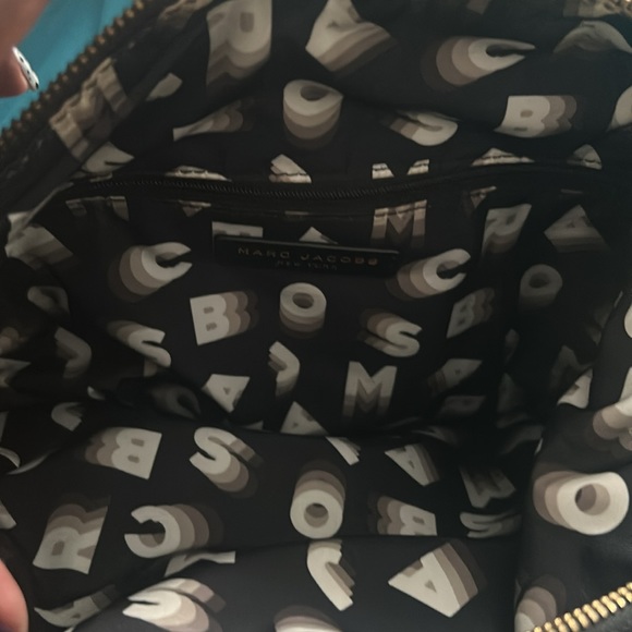 2021 Marc Jacob’s purse - Picture 3 of 5